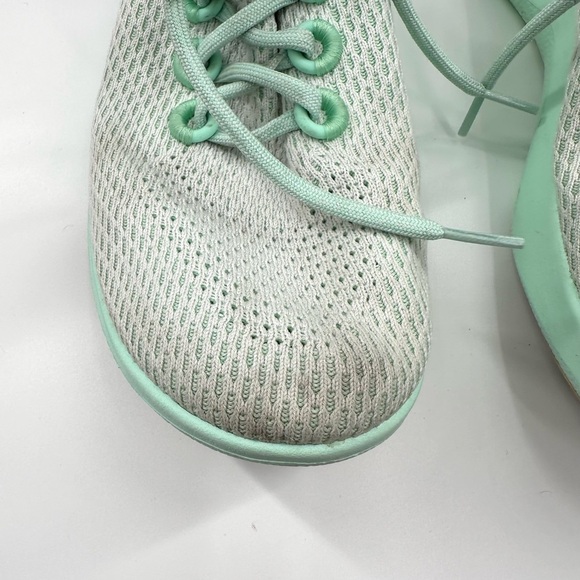 Allbirds | Women's Tree Dashers Sneakers Limited Edition Cyclone Mint - Picture 3 of 11